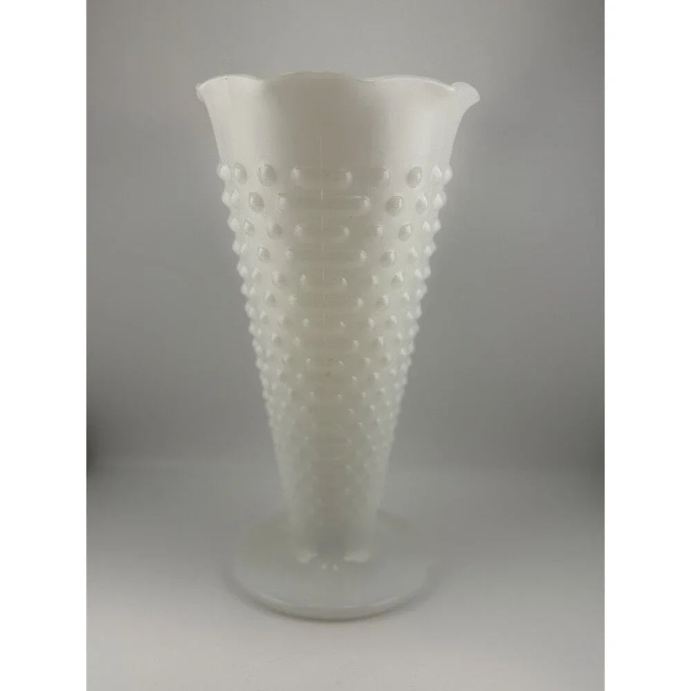 Vintage Anchor Hocking Milk Glass Hobnail Vase Scalloped Rim 9.5” Footed White